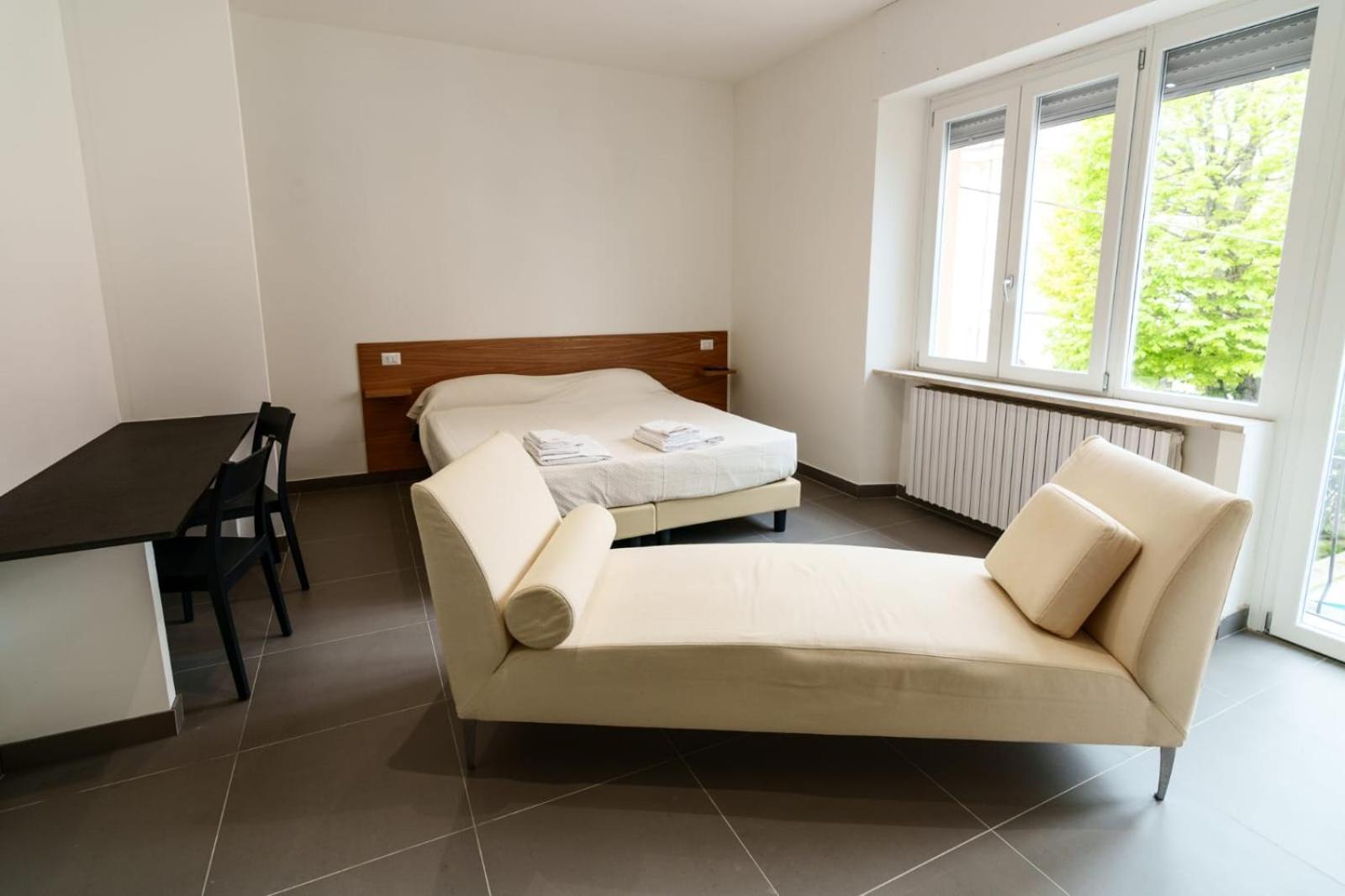 Camere Cavour Мачерата Екстериор снимка